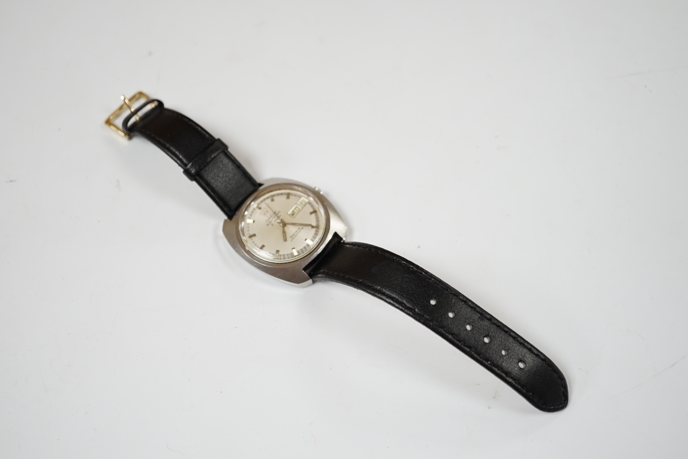 A gentleman's 1970's stainless steel Omega Electronic Chronometer wrist watch, on an associated leather strap, with box.